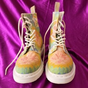 Dr Martens Tie-Dye V Page MTD Boot Multi Mandala Fine Canvas Size 6 US L / 4 UK